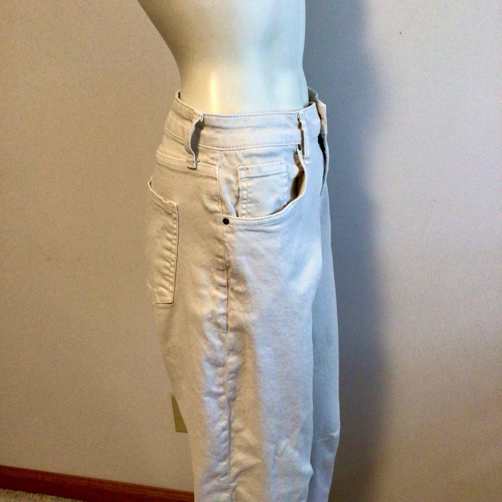 Kut from the Kloth Ashley Cream Barrel Jeans - Picture 7 of 16